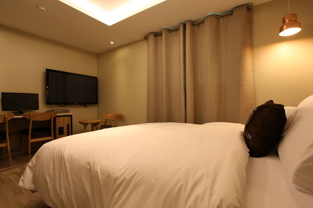 Lin Hotel Seul Esterno foto