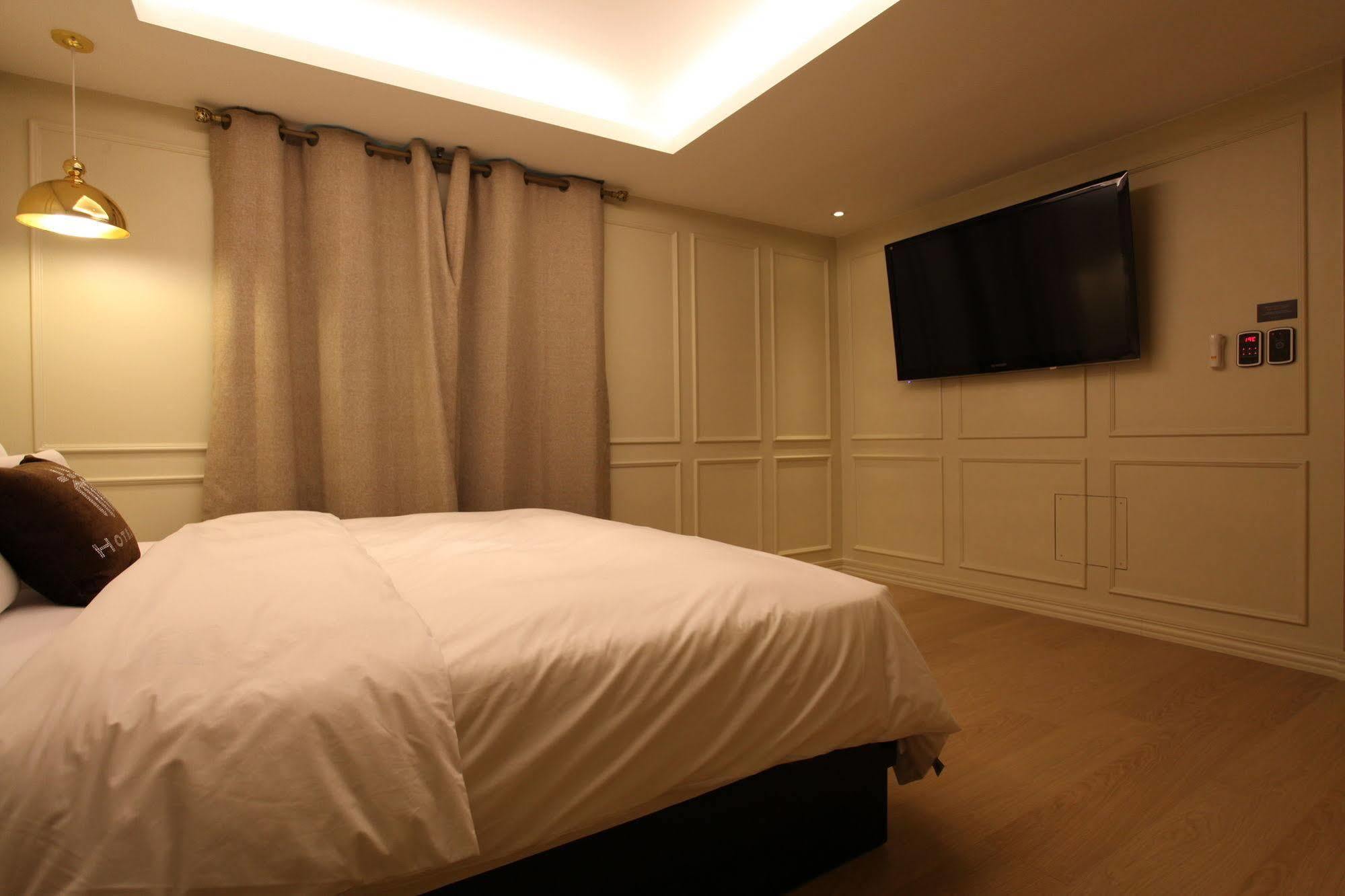 Lin Hotel Seul Esterno foto