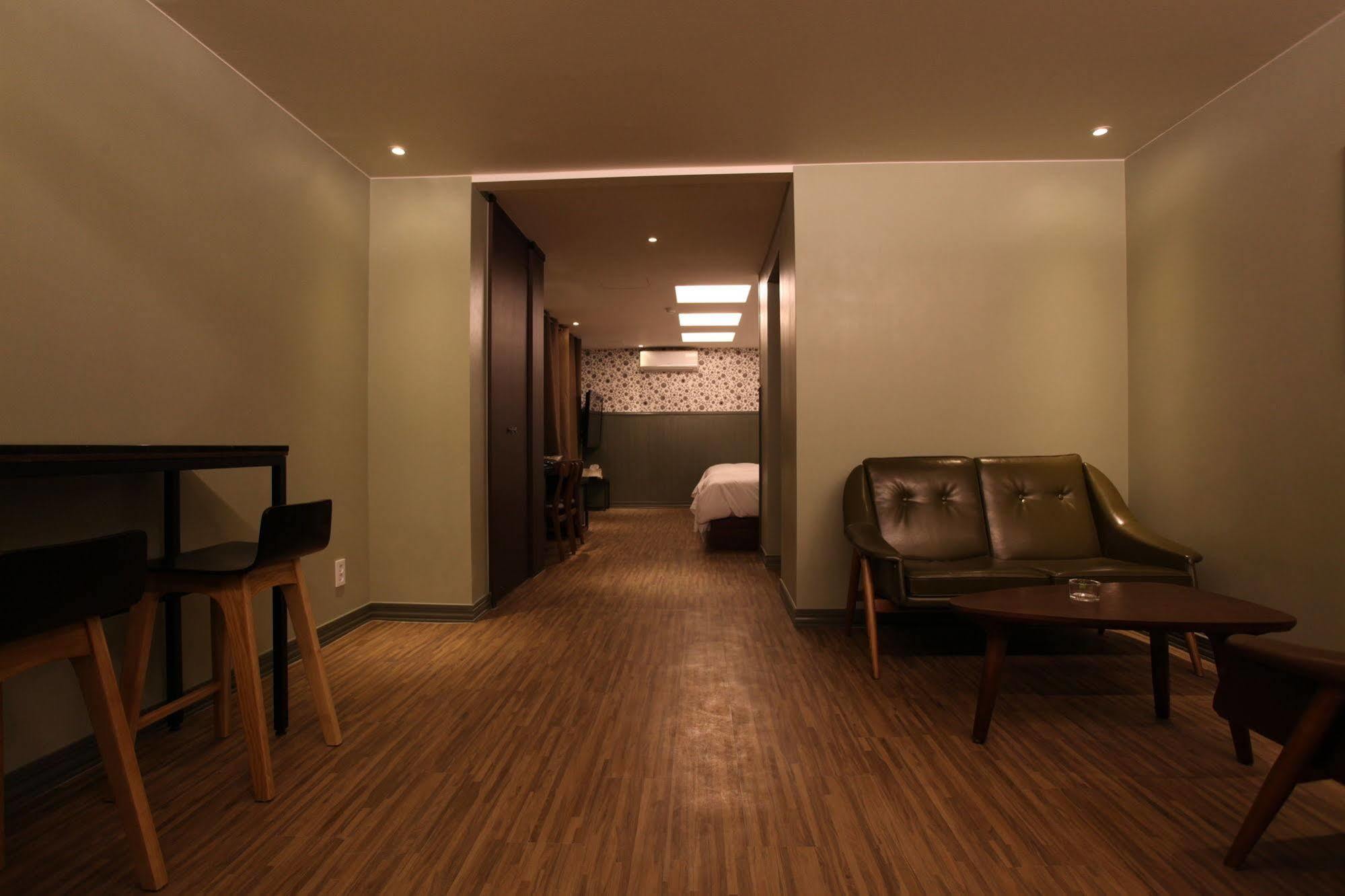Lin Hotel Seul Esterno foto