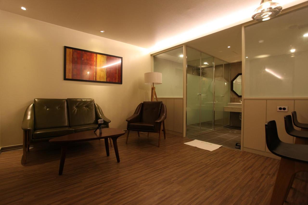 Lin Hotel Seul Esterno foto