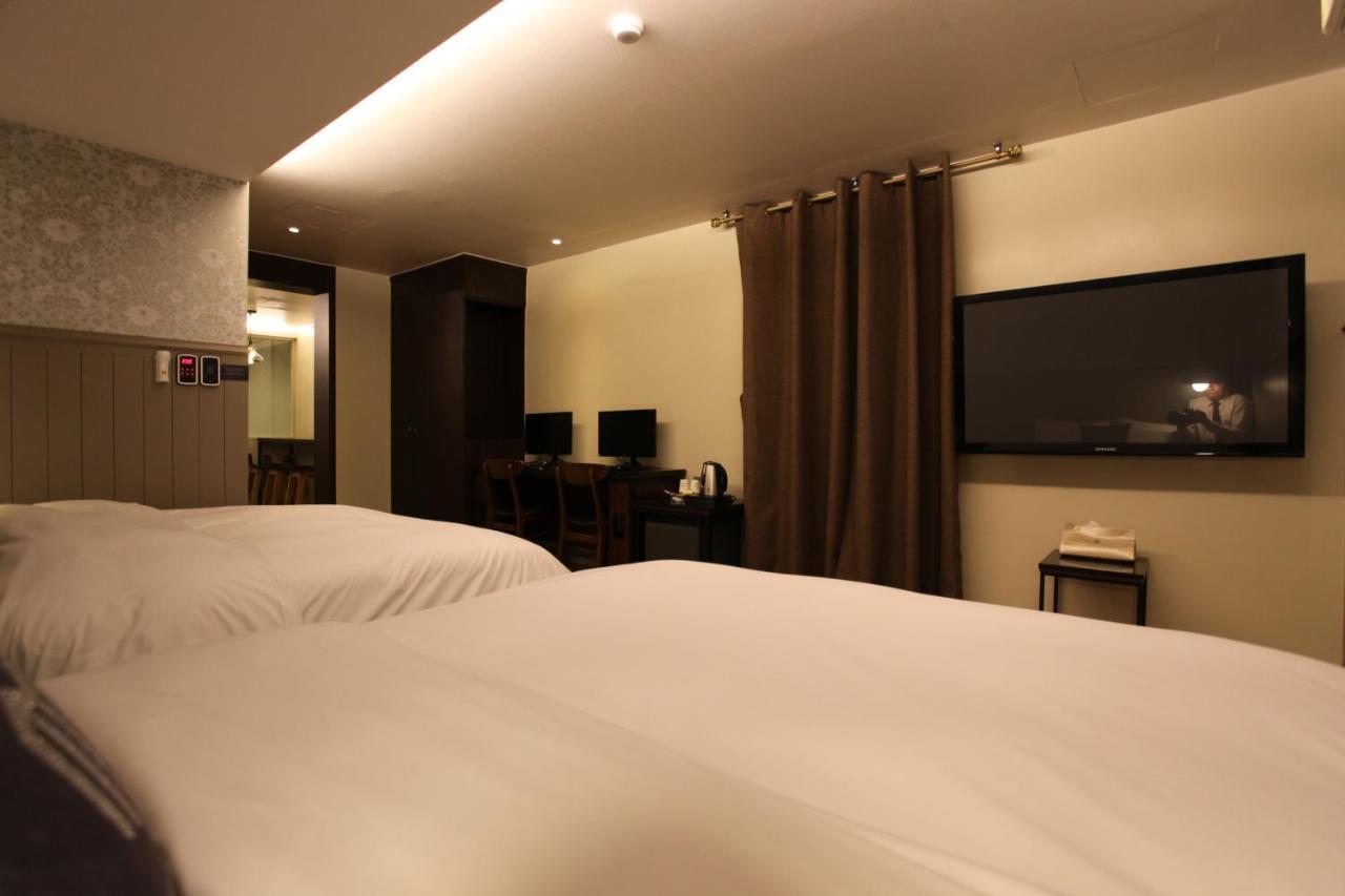 Lin Hotel Seul Esterno foto