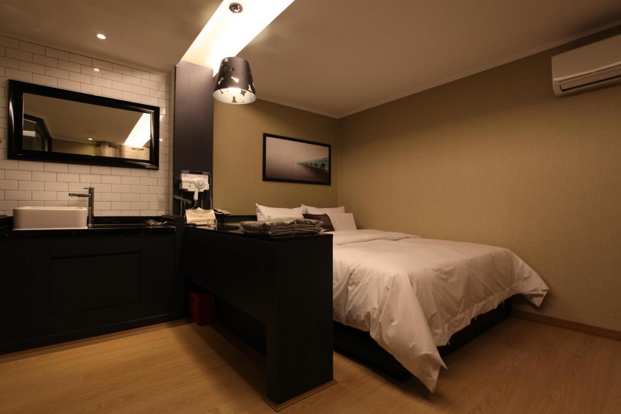 Lin Hotel Seul Esterno foto