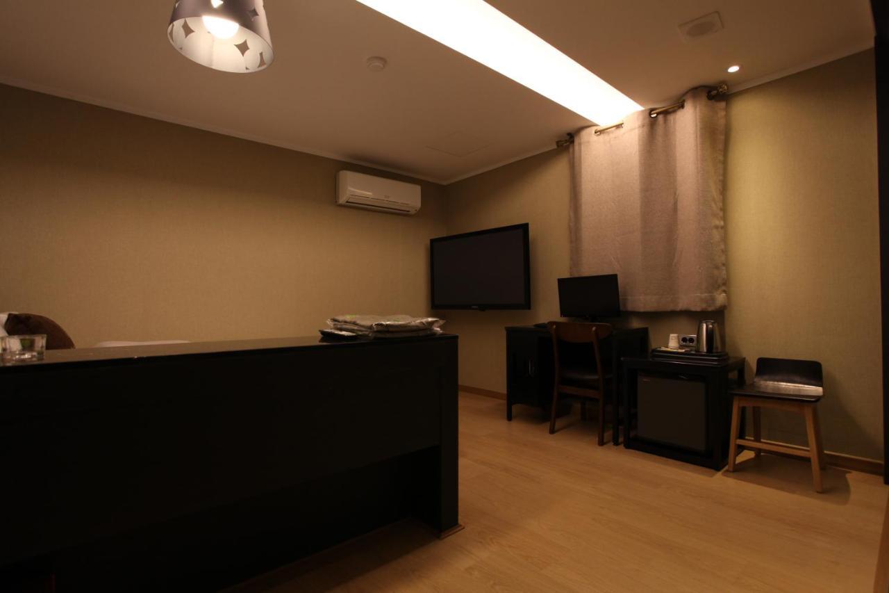 Lin Hotel Seul Esterno foto