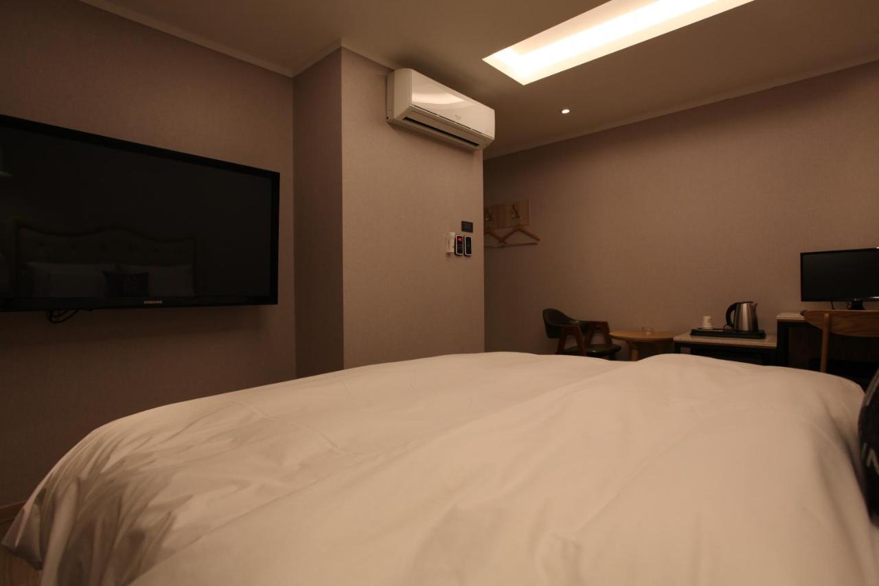 Lin Hotel Seul Esterno foto