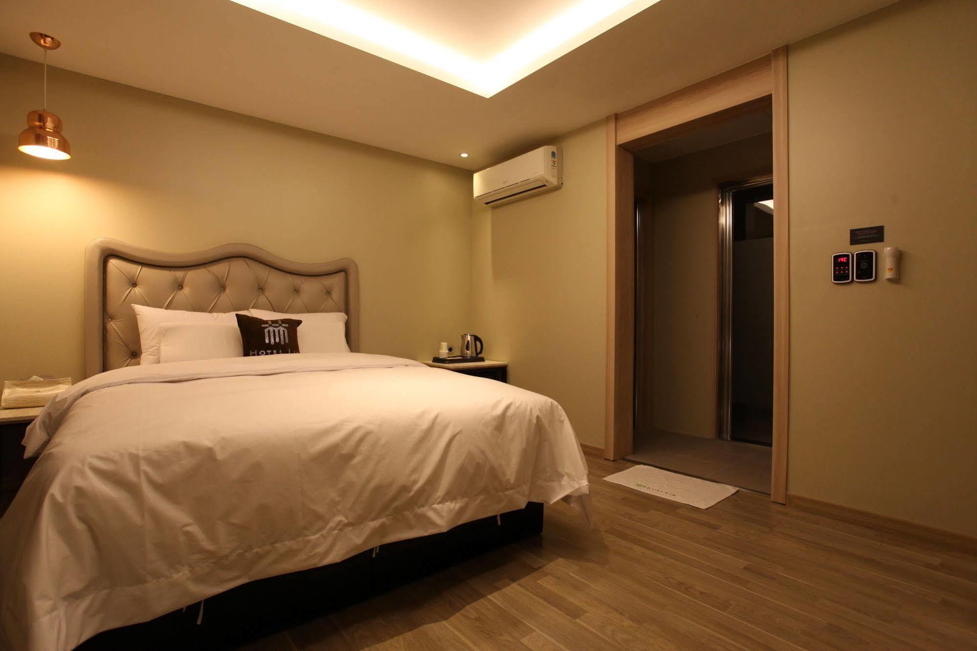 Lin Hotel Seul Esterno foto
